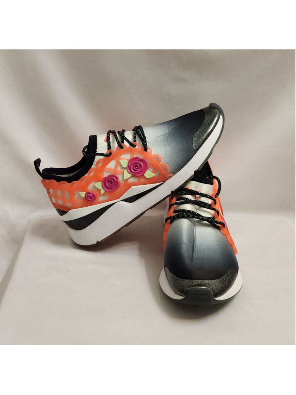 Puma X Sophia Webster x Muse 3D Flowers Sneakers (W Size 8.5)